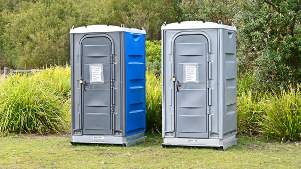 Types of Portable Toilets We Offer in Oak Park, MI