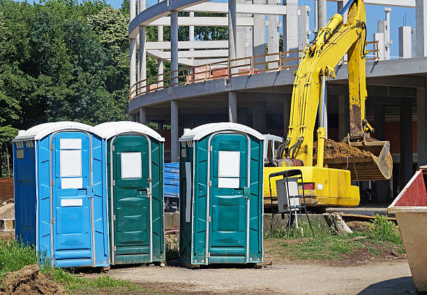 Best Restroom Trailer for Weddings  in Oak Park, MI